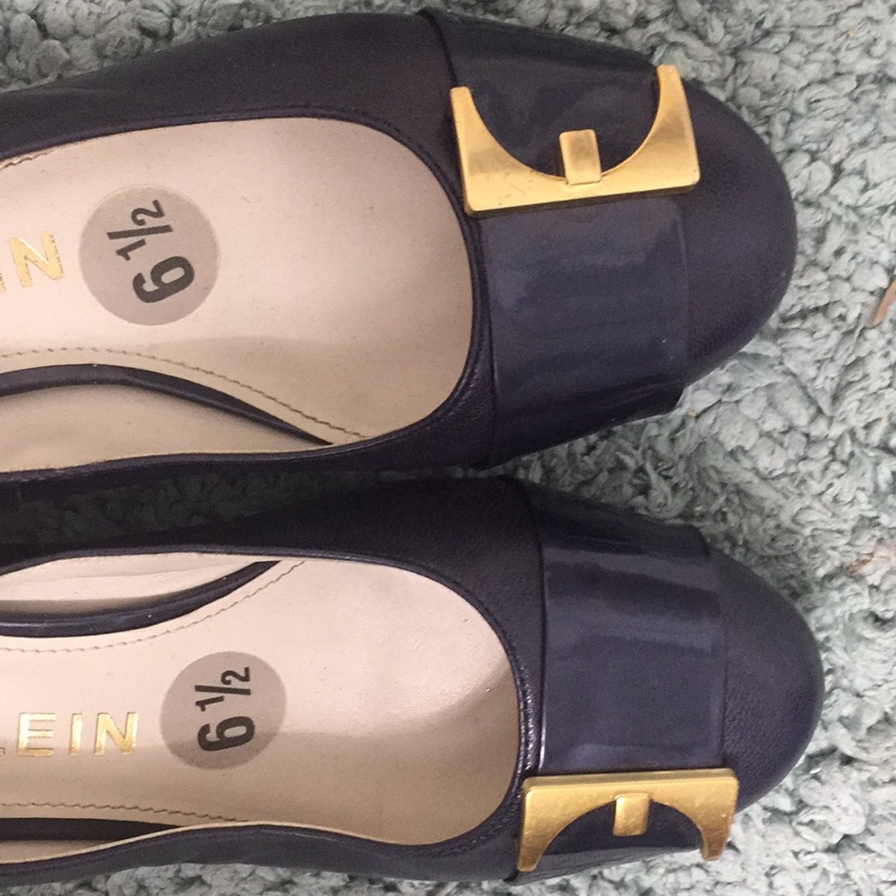 Flats - Picture 2 of 3